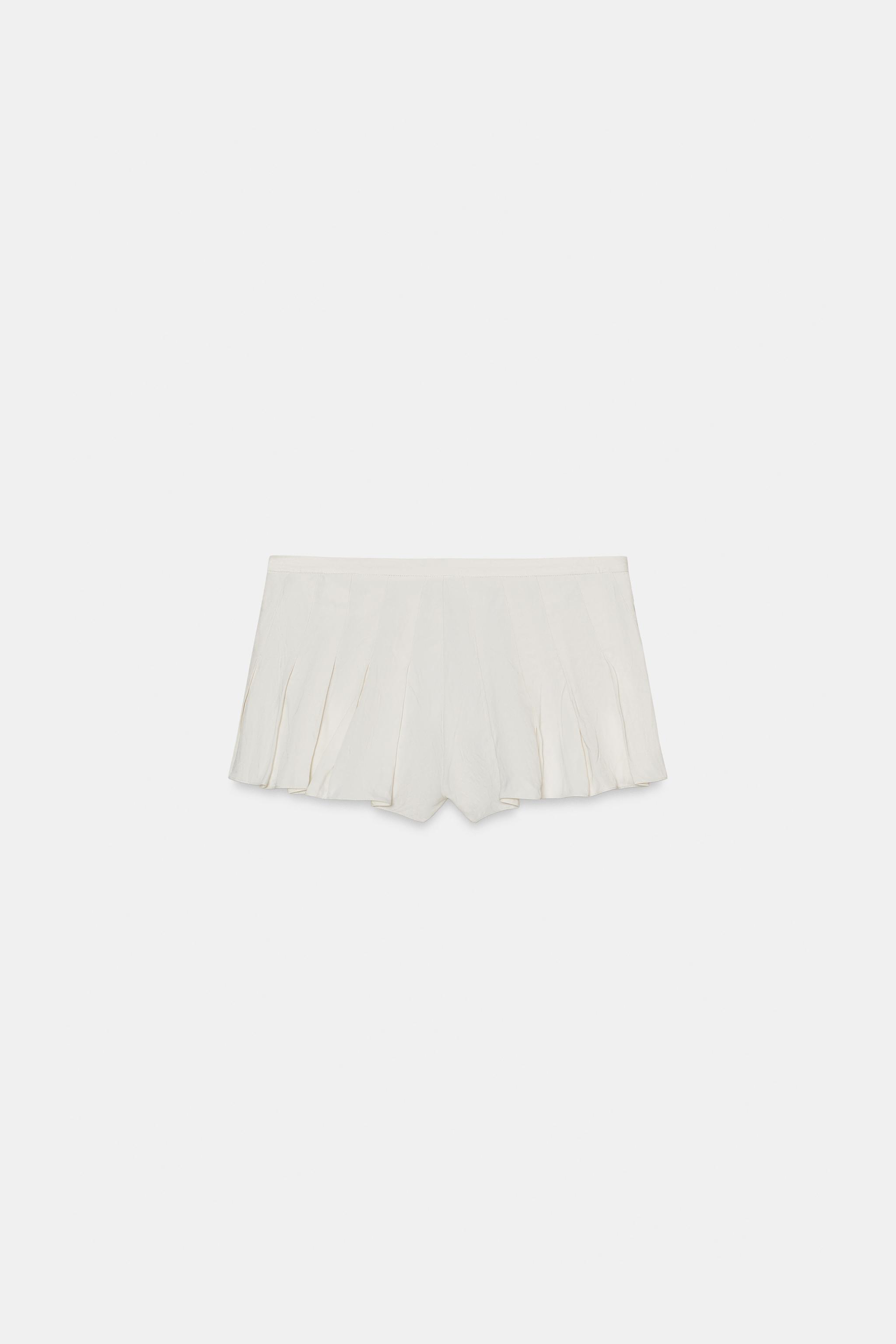 ZW COLLECTION PLEATED SHORTS